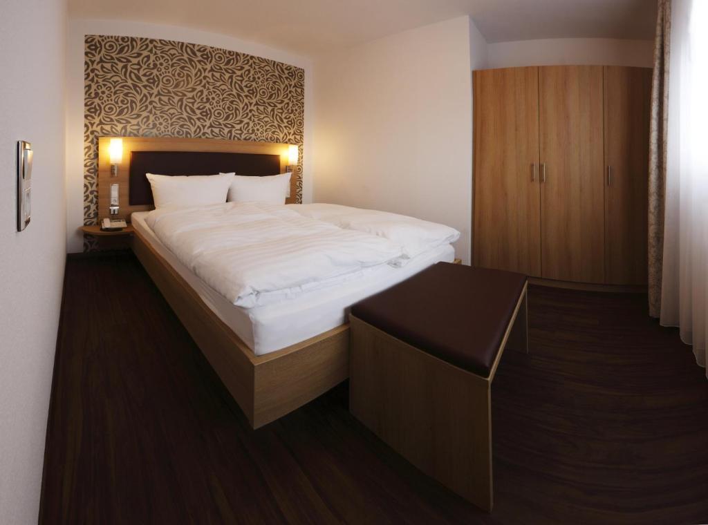 Hotel Fortuna Kirchzarten Værelse billede