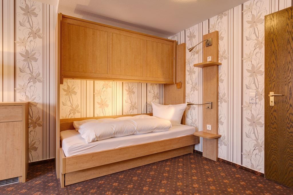Hotel Fortuna Kirchzarten Værelse billede